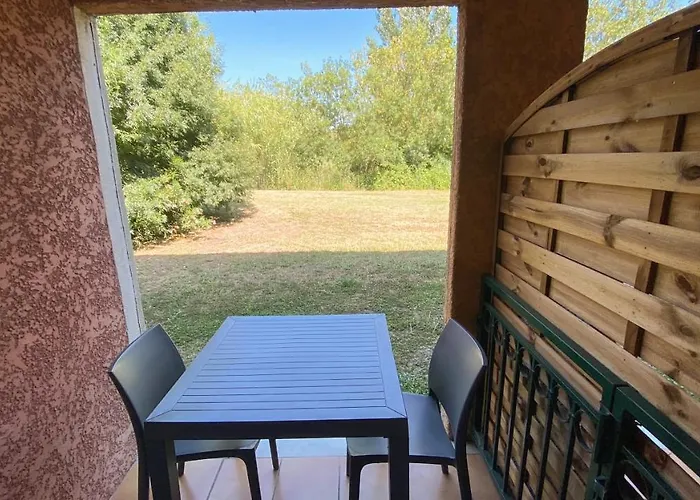 Joli Appartement 27M2 Terre D\'Ocre En Village Vacances En Camargue