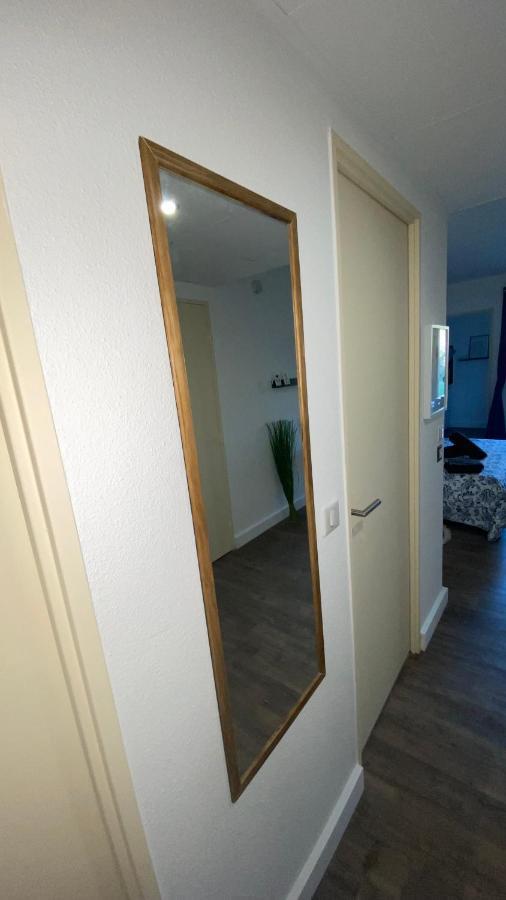 Joli 27m2 Terre D'ocre En Village En Camargue