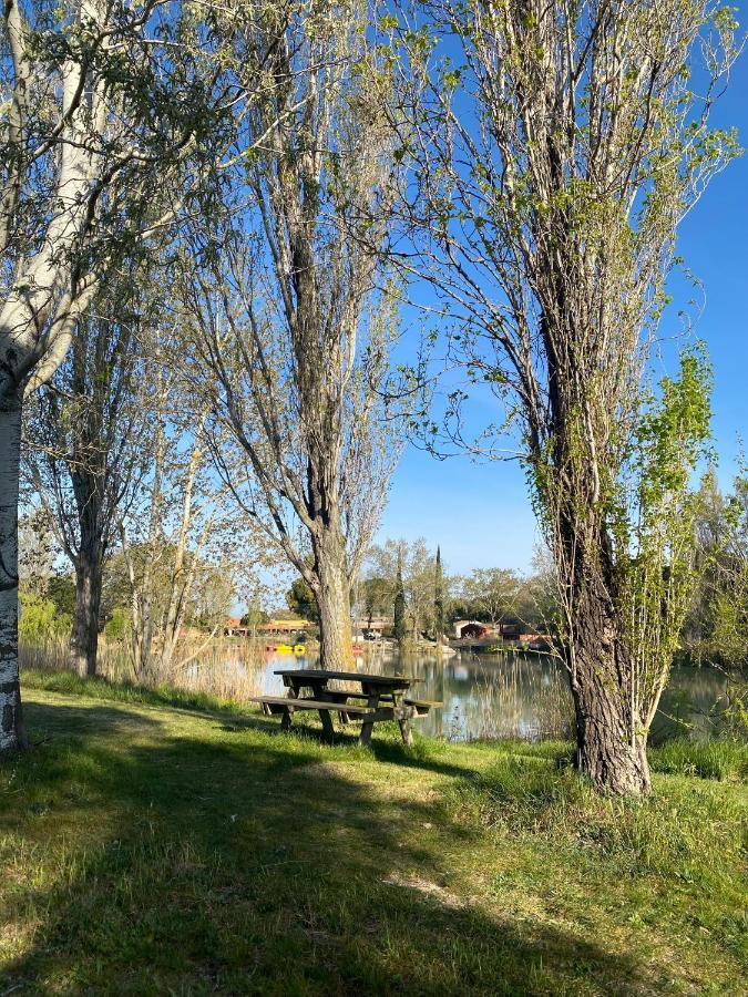 Apartment Joli 27m2 Terre D'ocre En Village En Camargue