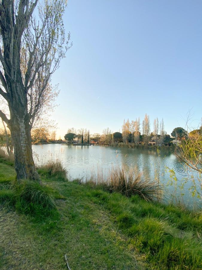 Apartment Joli 27m2 Terre D'ocre En Village En Camargue *