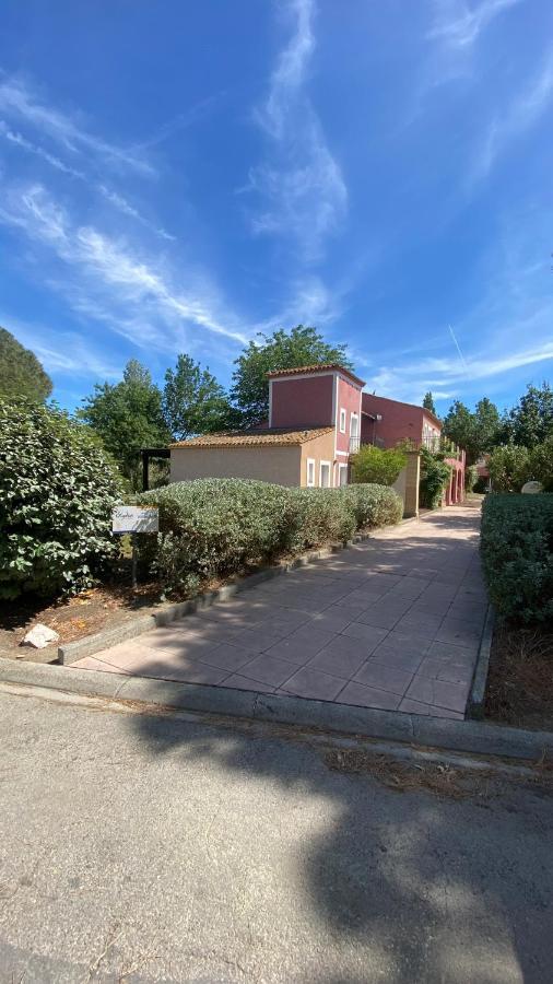 Apartment Joli 27m2 Terre D'ocre En Village En Camargue